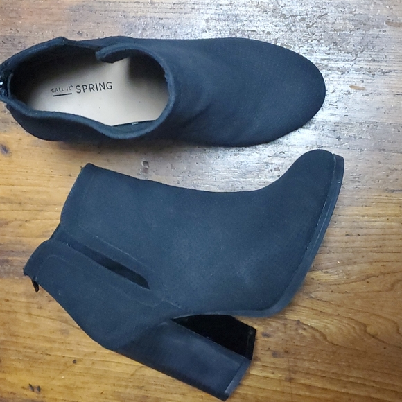 CALL IT SPRING BOOTIES - Picture 2 of 4